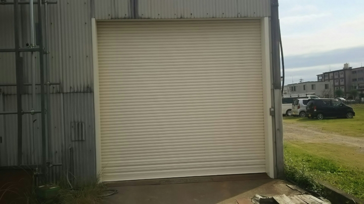 シャッター塗装工事170214